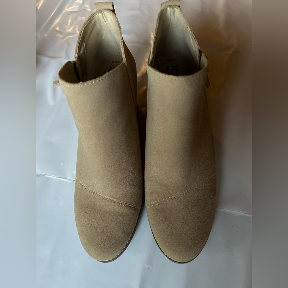 Toms Beige Suede Ankle Booties - Picture 3 of 9